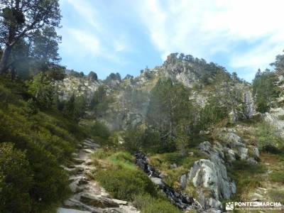 Andorra -- País de los Pirineos;puente en noviembre paseos por urbasa rutas por patones de arriba vi